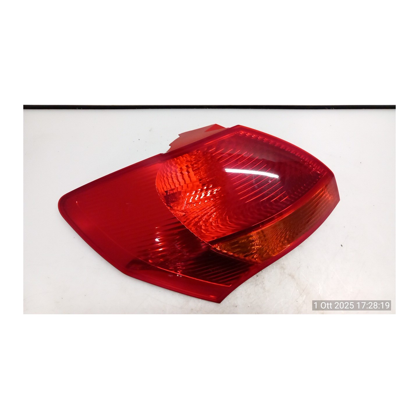 FANALE POST. PARTE EST. SX. 028 KIA VENGA (01/10-) D4FC 924011P200