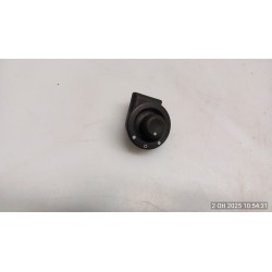 INTERRUTTORE REGOLAZIONE RETROVISORE EST. RETROVISORI ESTERNI 03 031 RENAULT CLIO 4A SERIE (07/12-12/16) K9KC6 8200676529