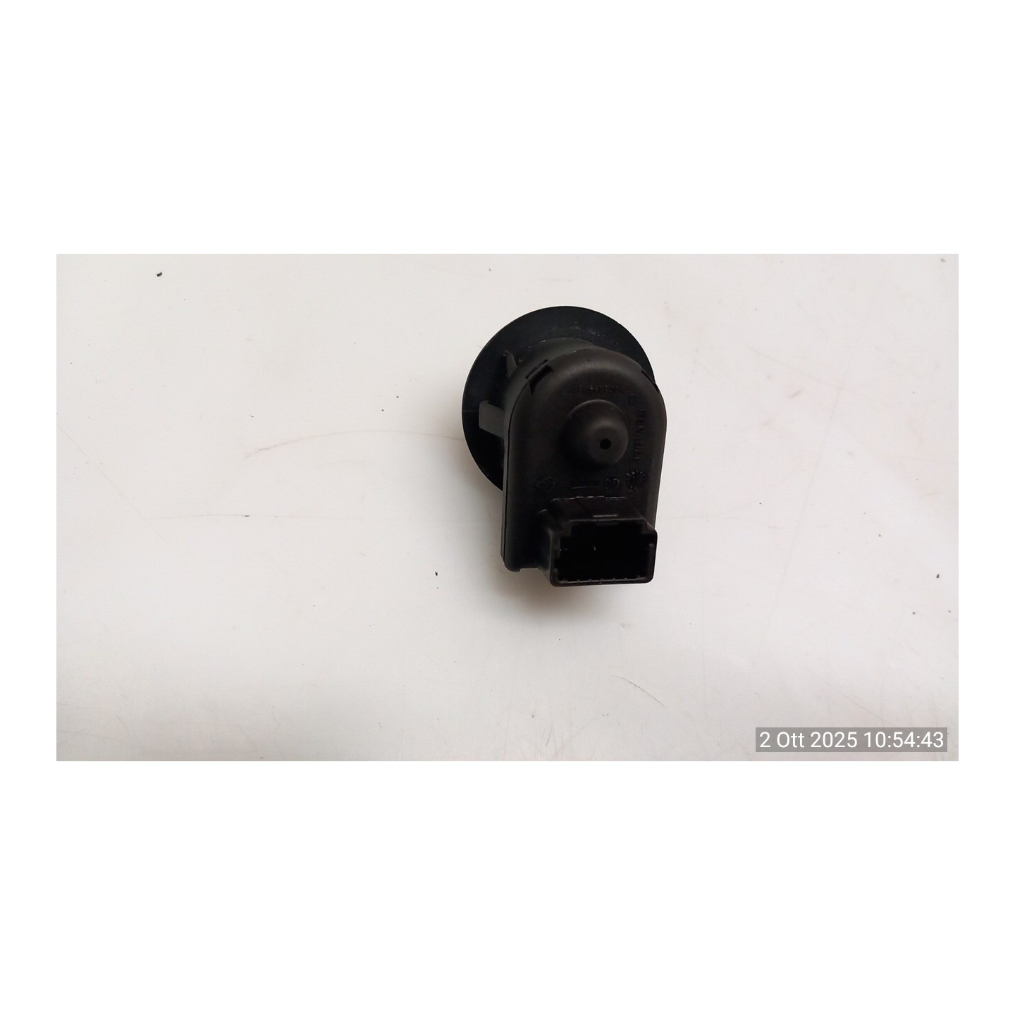 INTERRUTTORE REGOLAZIONE RETROVISORE EST. RETROVISORI ESTERNI 03 031 RENAULT CLIO 4A SERIE (07/12-12/16) K9KC6 8200676529