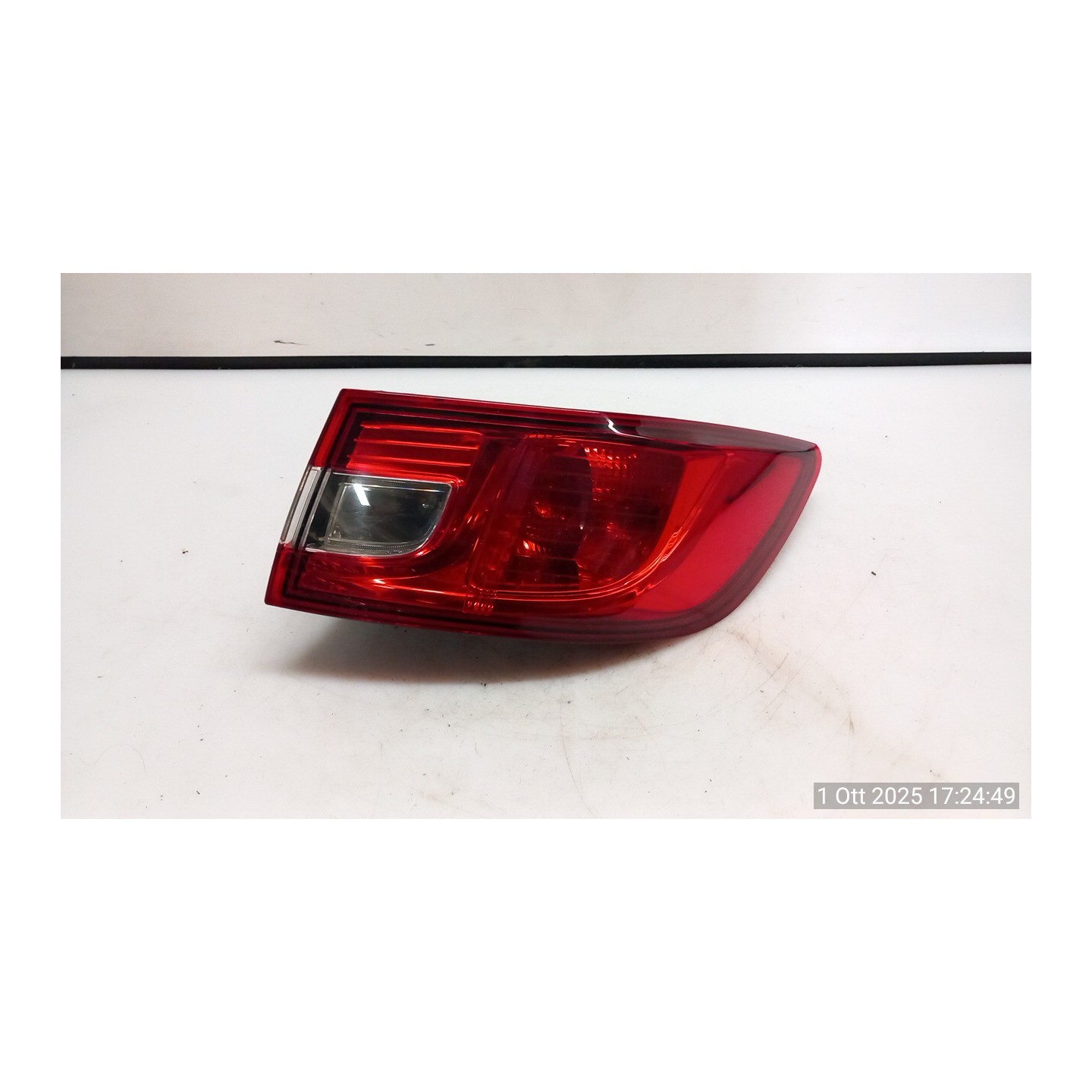 FANALE POST. PARTE EST. DX. 037 RENAULT CLIO 4A SERIE (07/12-12/16) K9KC6 265502631R