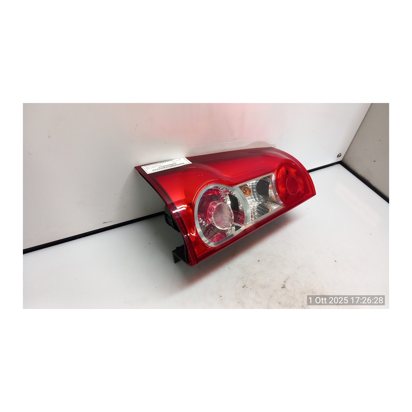 FANALE POST. SX. 009 DACIA LOGAN (05/08-10/12) K7MF7 8200864612