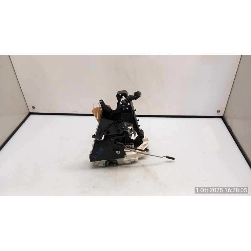 SERRATURA PORTA ANT. C/TIRANTI DX. 016 MERCEDES-BENZ CLASSE A (W/C169) (07/04-04/13 266920 A1697204235