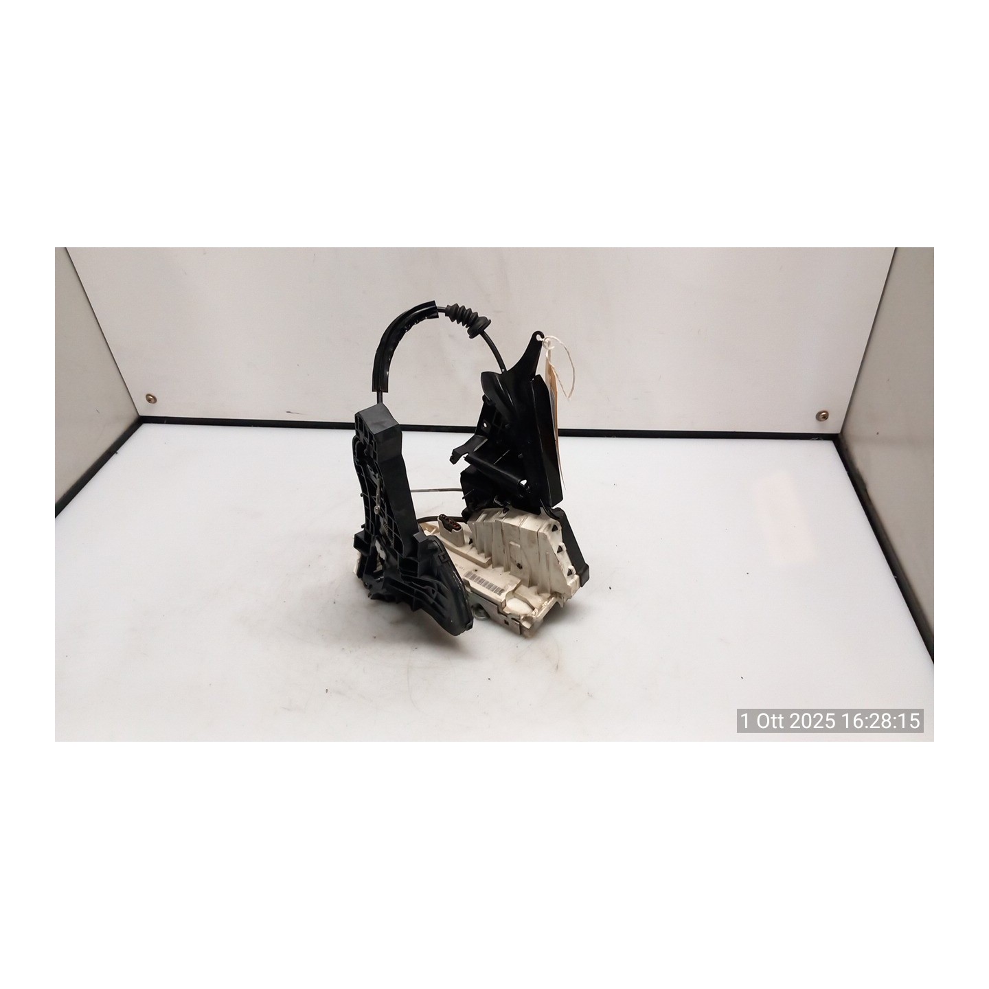 SERRATURA PORTA ANT. C/TIRANTI DX. 016 MERCEDES-BENZ CLASSE A (W/C169) (07/04-04/13 266920 A1697204235