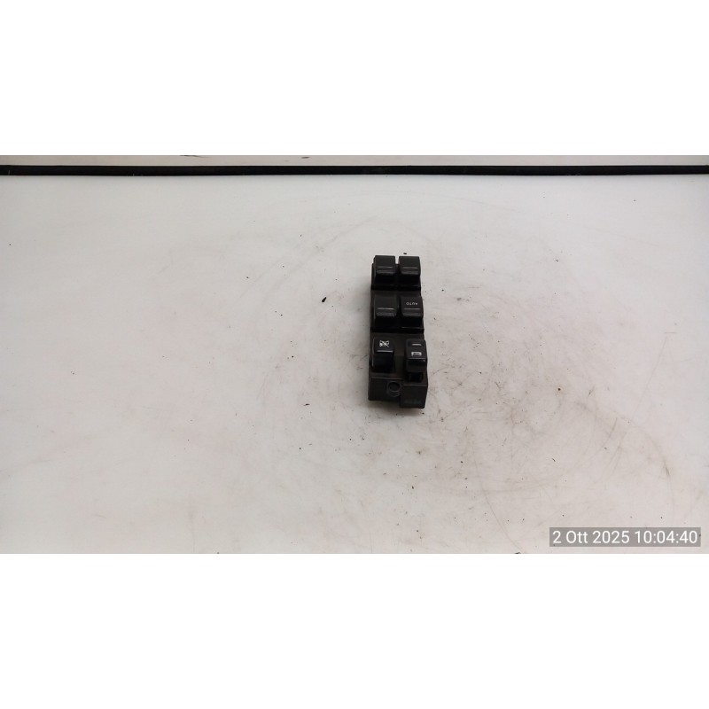 BLOCCO COMANDI ALZACRISTALLI 053 SUBARU FORESTER 2A SERIE (10/02-04/08 EJ20 83071SA140