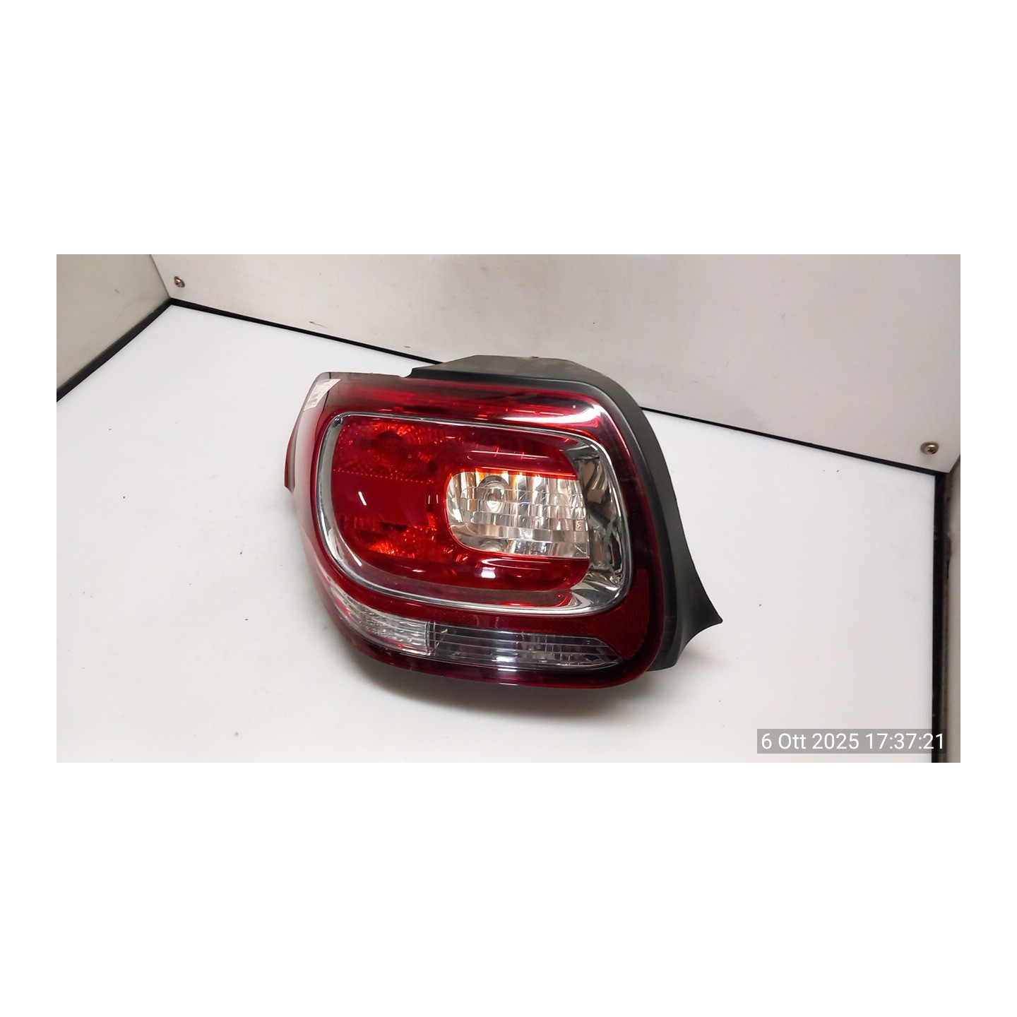 FANALE POST. SX. 059 CITROEN DS3 (11/09-01/16) HM01 9676973880