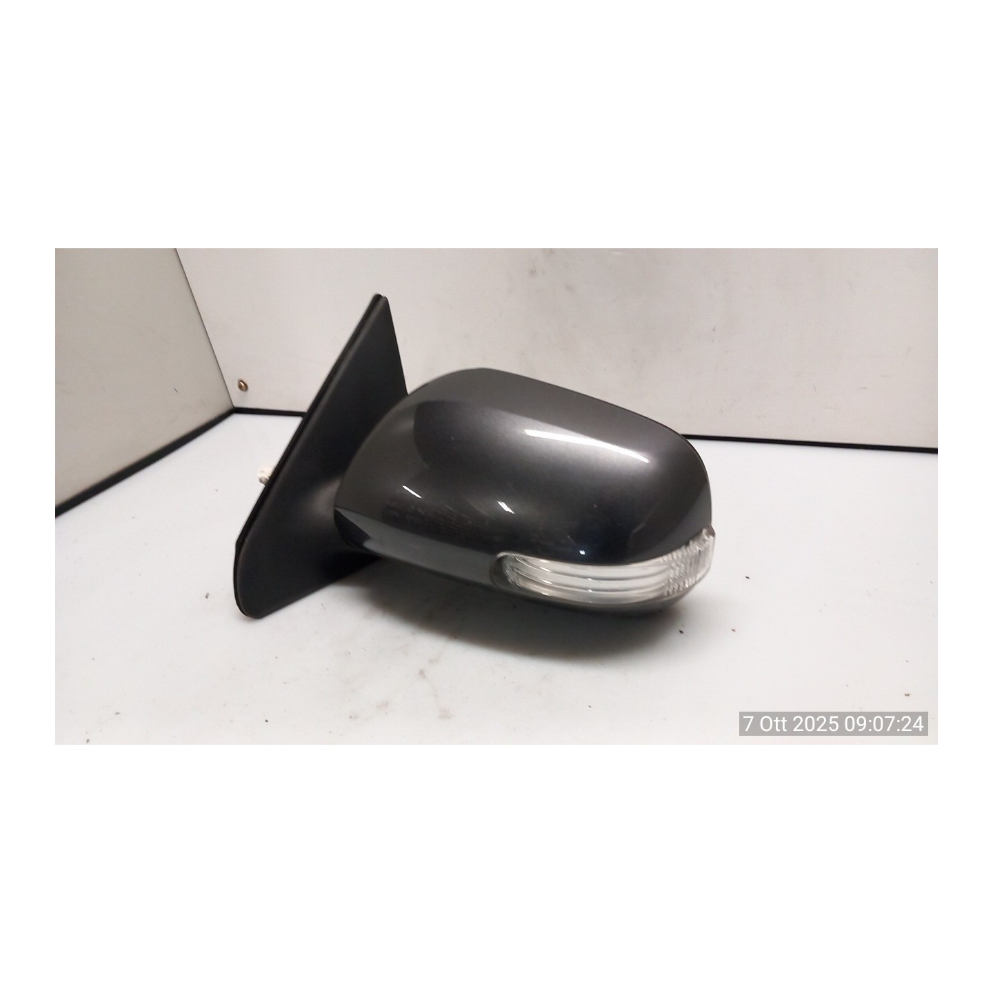 RETROVISORE EST. REGOLAZ. ELETTR. SX. 083 TOYOTA URBAN CRUISER (04/09-02/14) 1NRFE 8794052B10