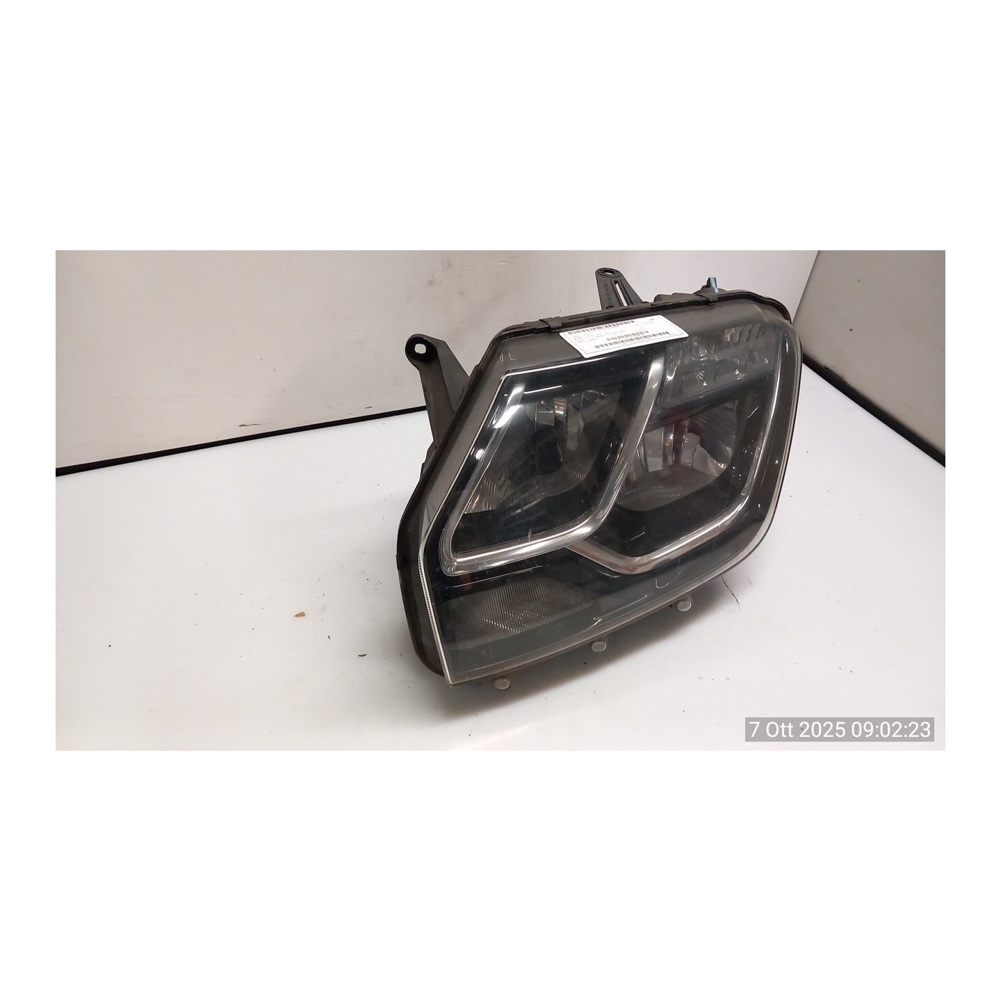 PROIETTORE SX. 006 DACIA DUSTER (10/13-12/18) K9KR8 260606709R