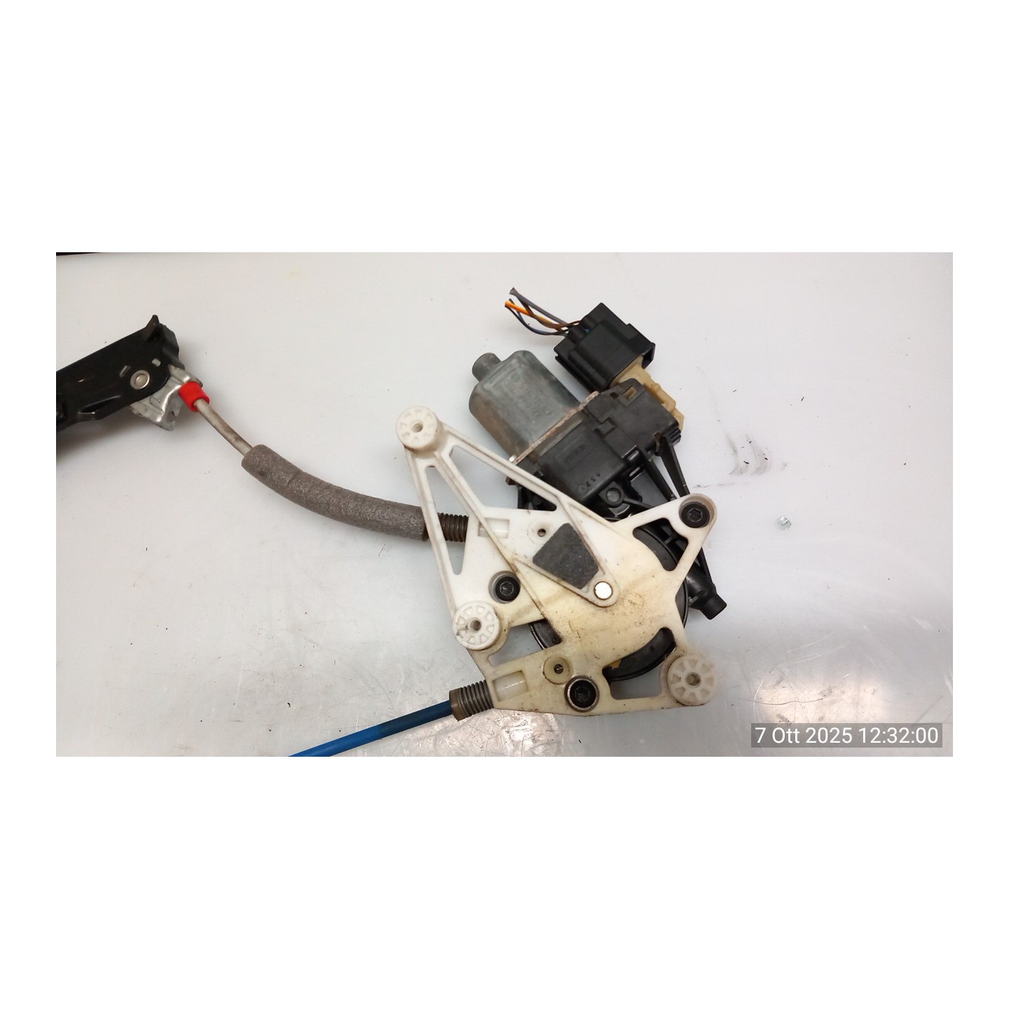 ALZACRISTALLO ELETTR. PORTA POST. DX. 035 FORD B-MAX (CB2) (07/12-) T3JB 1865721