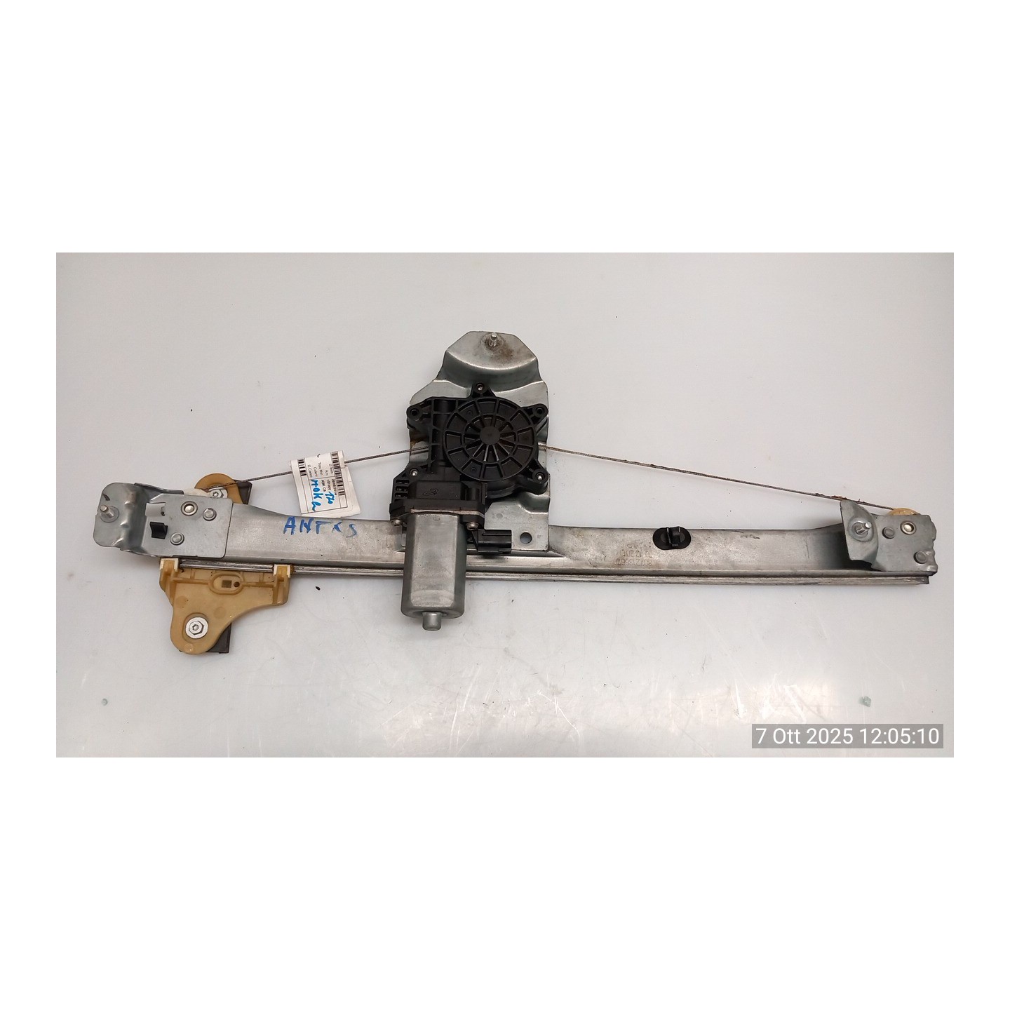 ALZACRISTALLO ELETTR. PORTA ANT. C/MOTORINO SX. 030 RENAULT CLIO 4A SERIE (07/12-12/16) K9KC6 807213867R