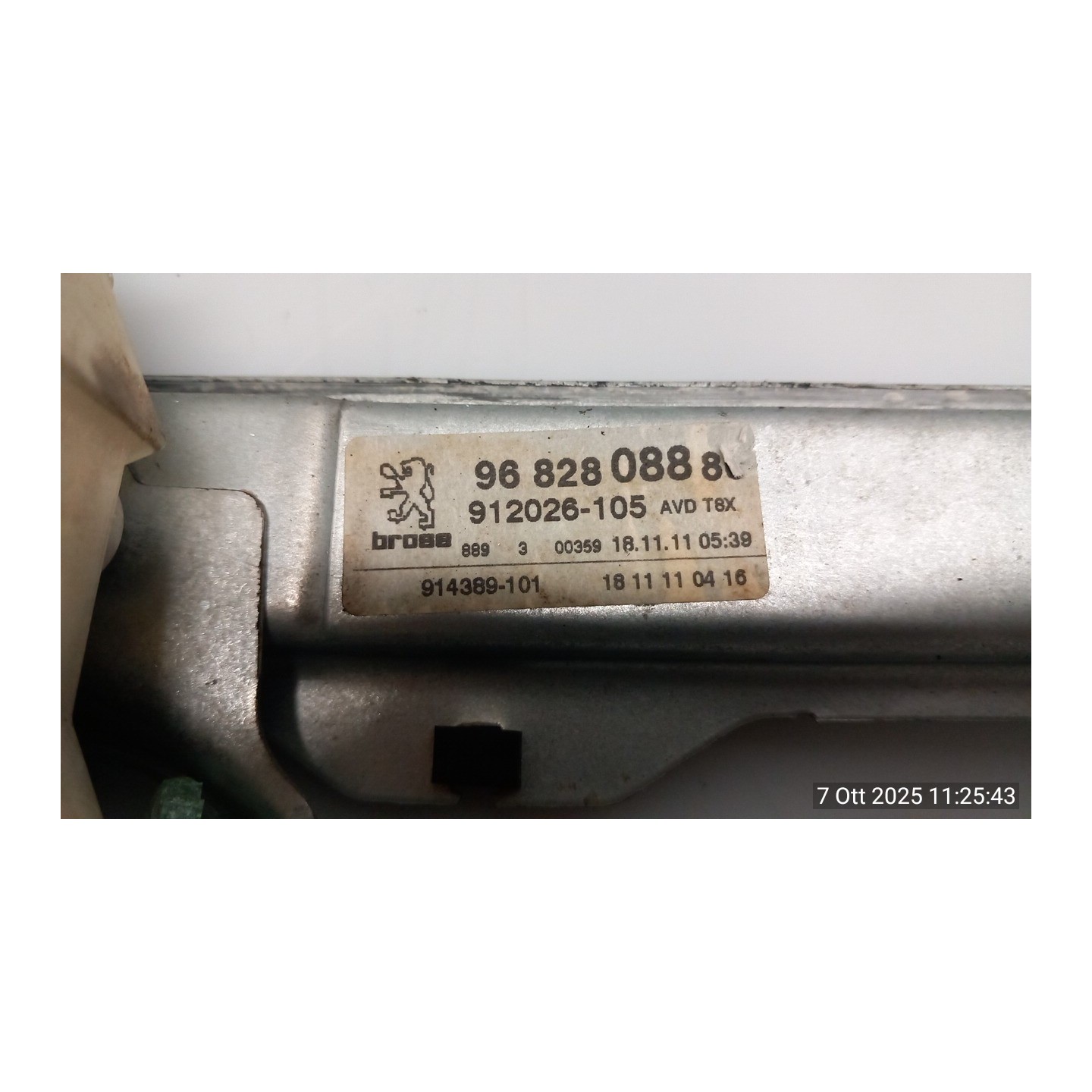 ALZACRISTALLO ELETTR. PORTA ANT. C/MOTORINO DX. 020 PEUGEOT 5008 (10/09-03/17) 9HR 9682808880