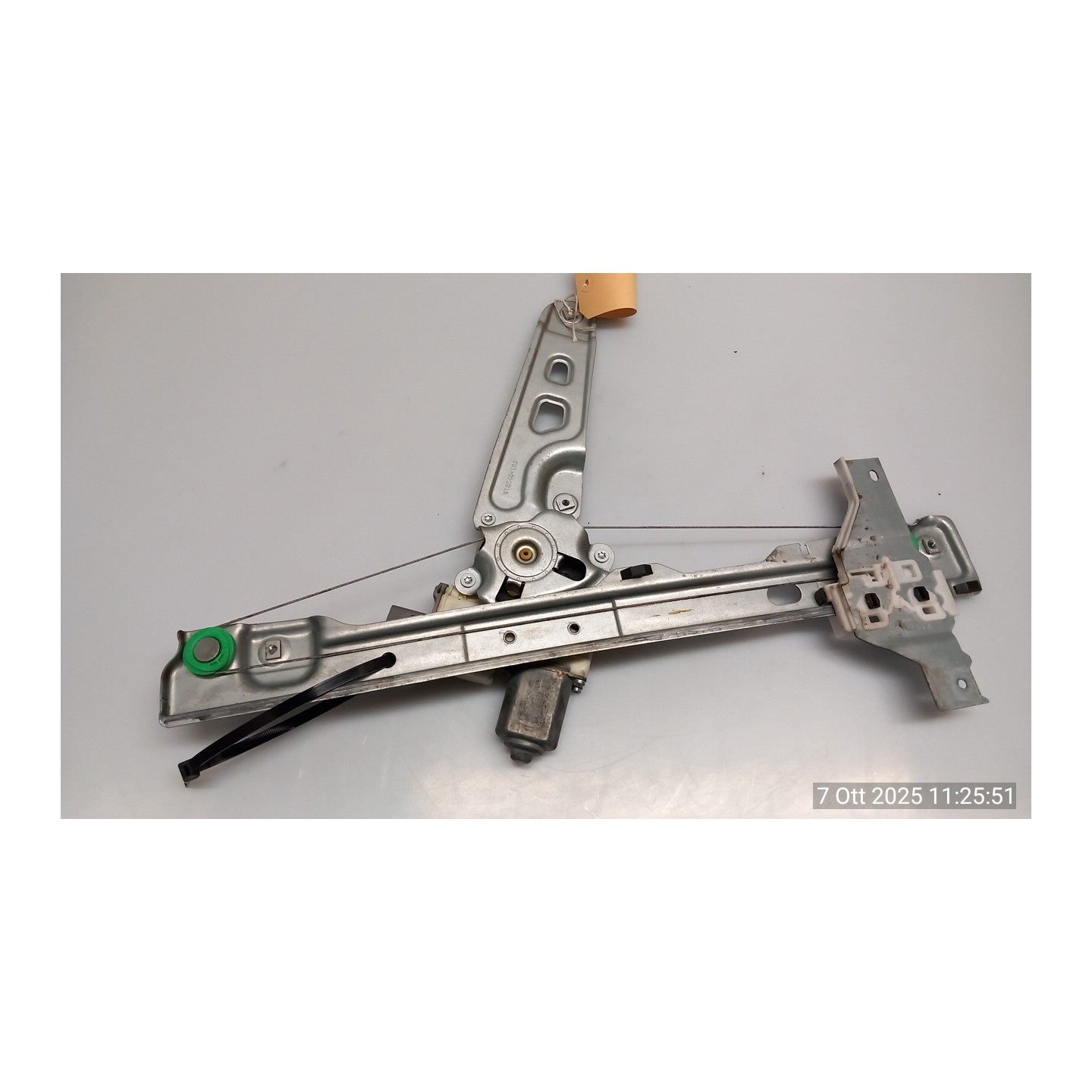 ALZACRISTALLO ELETTR. PORTA ANT. C/MOTORINO DX. 020 PEUGEOT 5008 (10/09-03/17) 9HR 9682808880