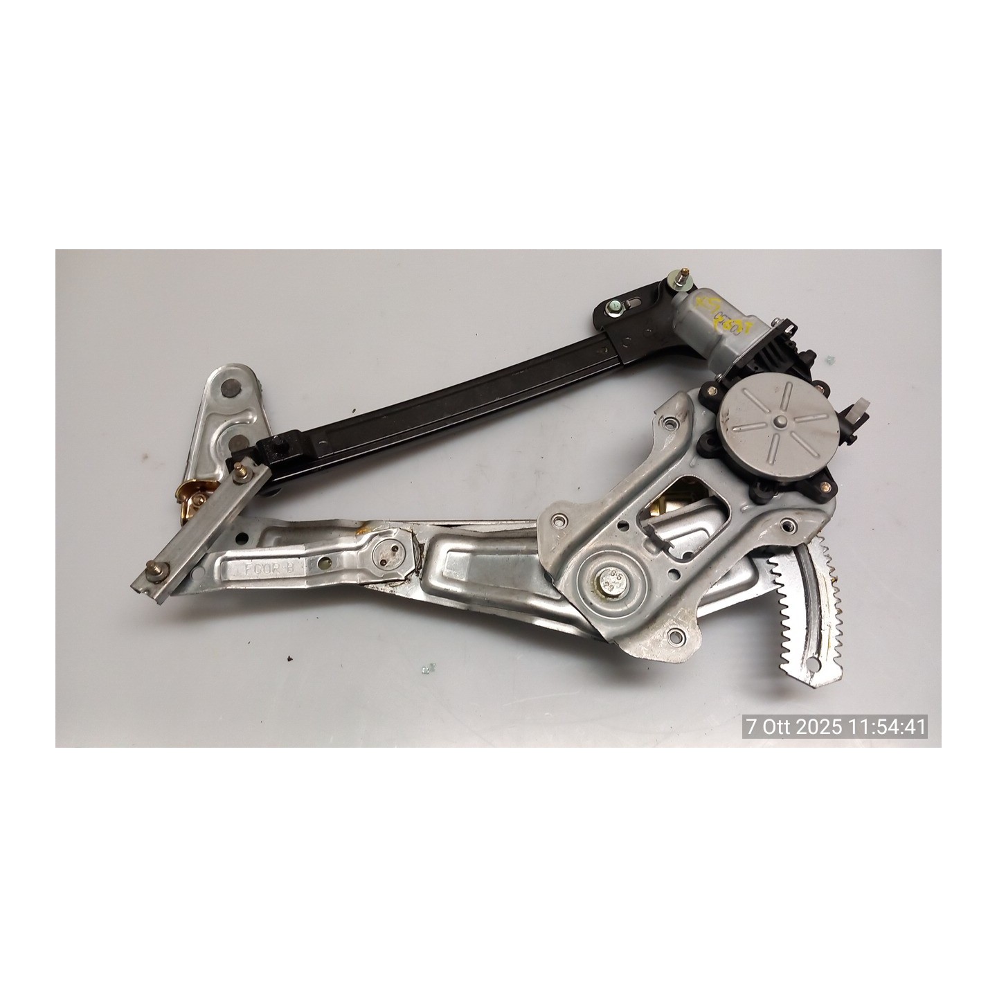 ALZACRISTALLO ELETTR. PORTA POST. SX. 058 SUBARU FORESTER 2A SERIE (10/02-04/08 EJ20 62222SA011