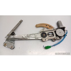 ALZACRISTALLO ELETTR. PORTA ANT. DX. 059 SUBARU FORESTER...
