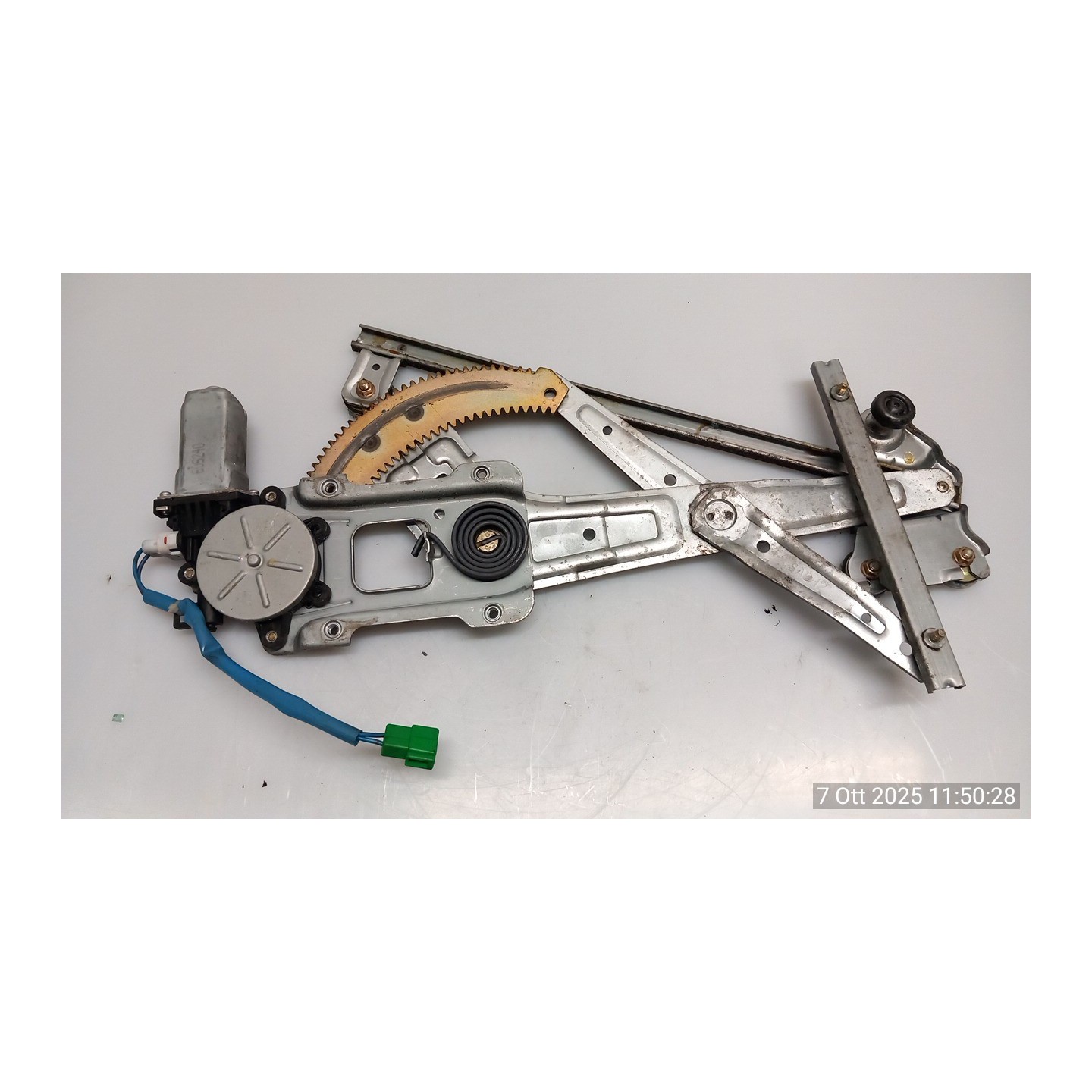 ALZACRISTALLO ELETTR. PORTA ANT. SX. 060 SUBARU FORESTER 2A SERIE (10/02-04/08 EJ20 61222SA012