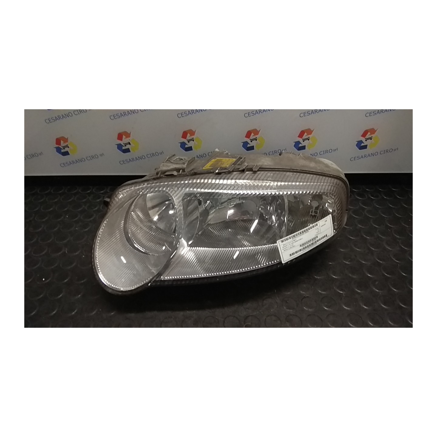 PROIETTORE SX. 042 ALFA ROMEO 147 (W8) (08/00-01/06) AR37203 46826196