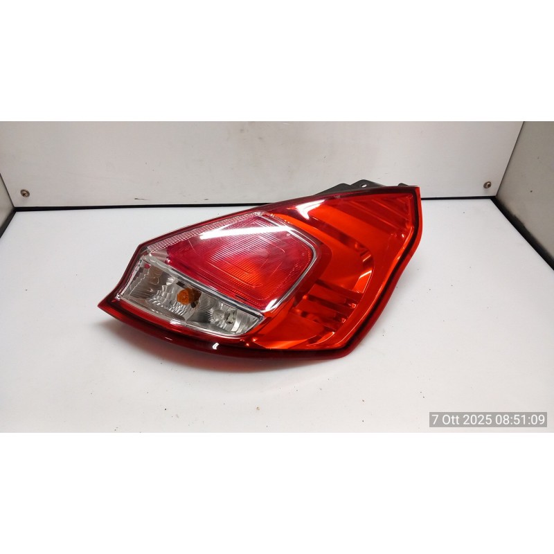 FANALE POST. DX. 013 FORD FIESTA (CCN) (11/12-) UGJC 1823621