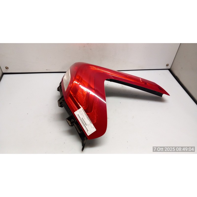 FANALE POST. DX. 016 VOLVO V40 (03/12-03/16) D4162T 31395845