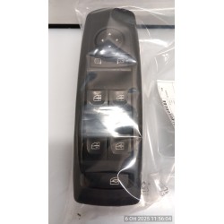 BLOCCO COMANDI ALZACRISTALLI E RETROVISORI EST. EA3  RETROV.EST.02 ELETTRICO 094 RENAULT MEGANE 3A SERIE (10/08-) K9KJ8 80961000