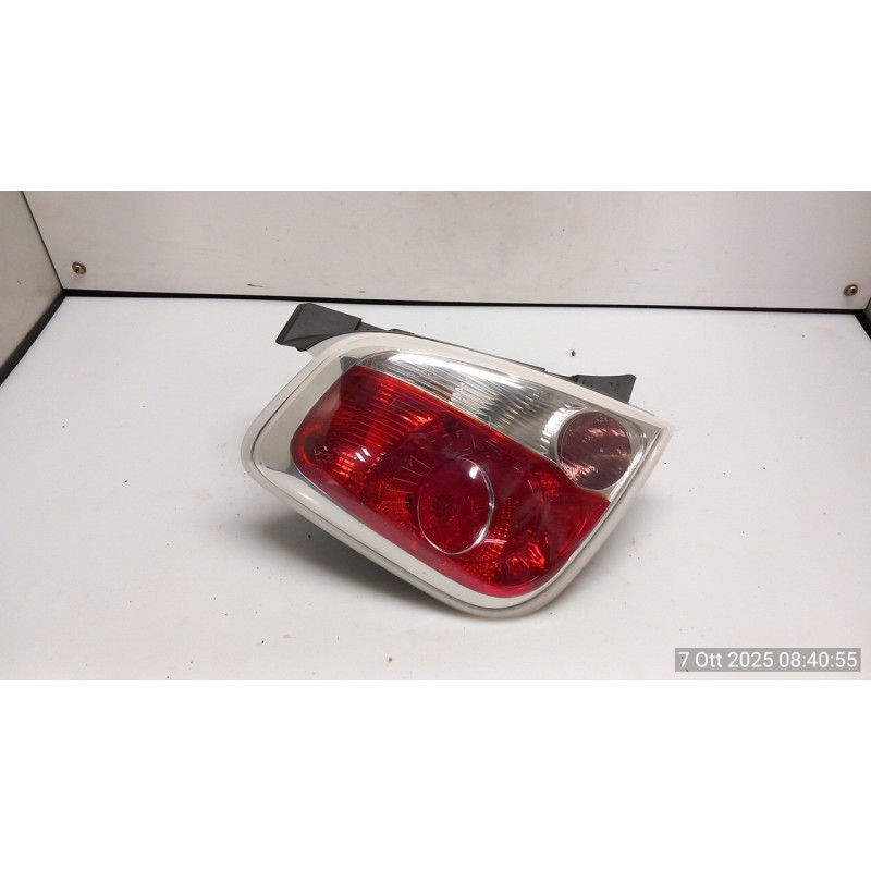 FANALE POST. SX. 103 FIAT 500 (3P) (07/07-01/15) 169A4000 51885548