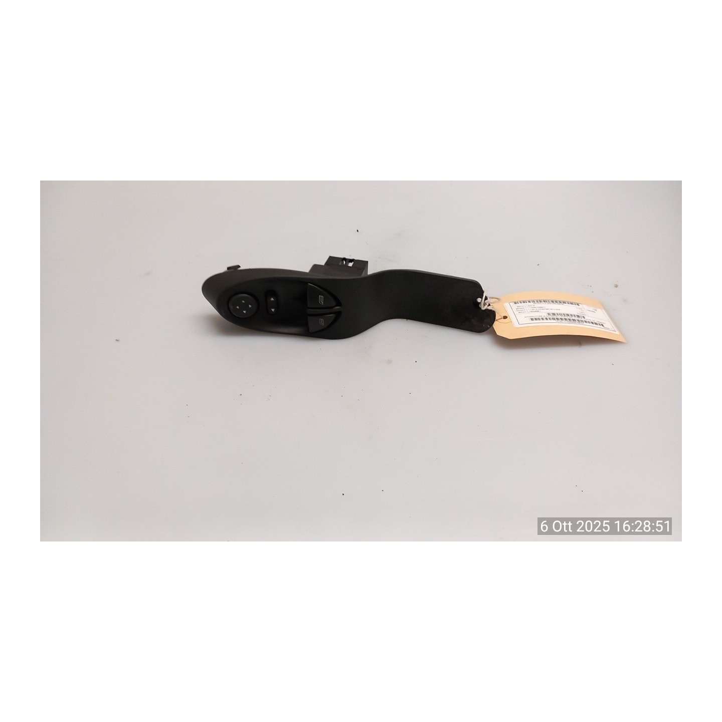 INTERRUTTORE ALZACRISTALLI PORTA ANT. C/ RETR. ELETTR. SX. 105 LANCIA Y (10/00-03/04) 188A4000 735241273