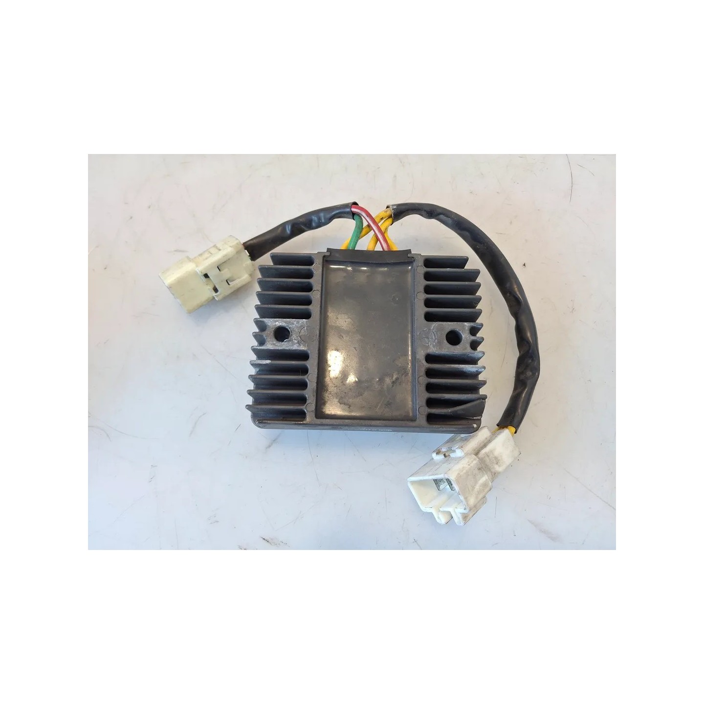 Regolatore tensione Piaggio Vespa 300 GTS Super (E3) Vespa 300 GTS Super Sport 