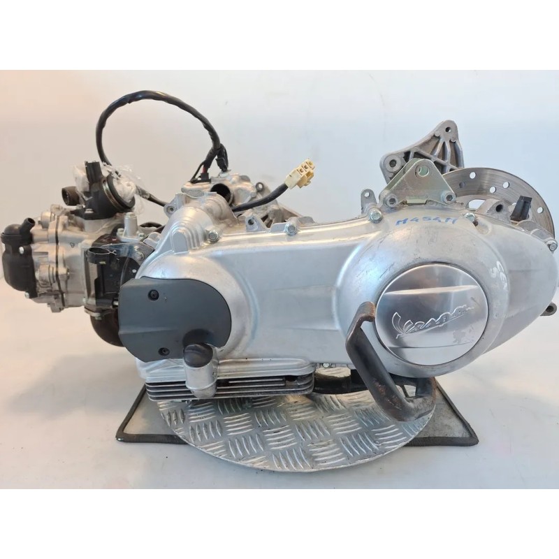 Motore completo Piaggio Vespa 300 GTS Super (E3) Vespa 300 GTS Super Sport 