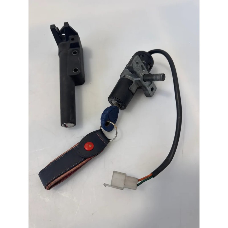 Commutatore avviamento e bloccasterzo Aprilia SR 50 (00-04) SR 50 i.e. FD (E1) (Ditech) 