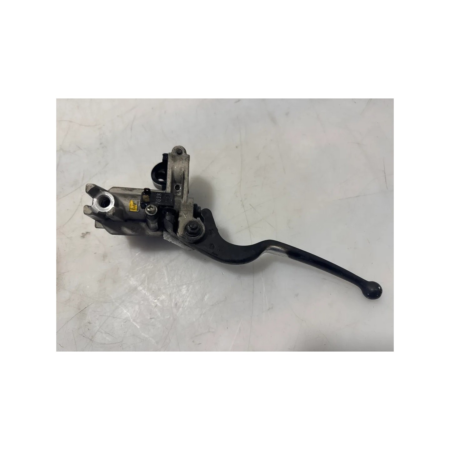 Pompa con serbatoio liquido freni anteriore con leva Yamaha X-City X-City 125 