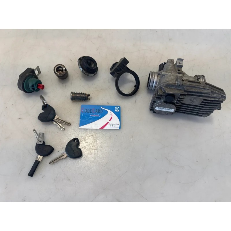 Kit serrature Piaggio Vespa 250 GTS Vespa 250 GTS 