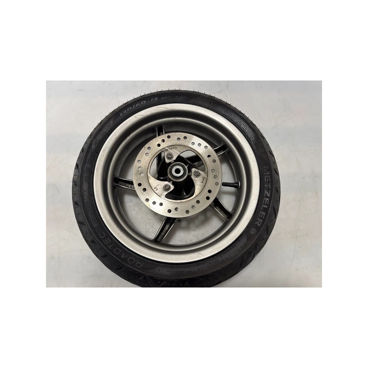 Cerchio ruota anteriore Aprilia SR 50 (E2) (04-18) SR 50 R carb. 10< 