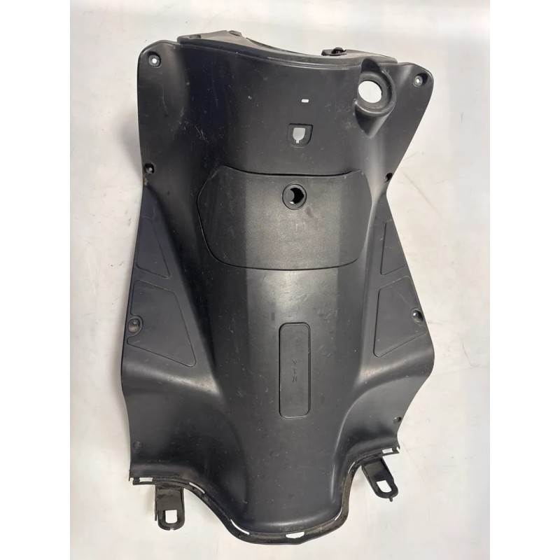 Carenatura anteriore parte interno/bauletto Kymco Agility 125 R16 (E3) Agility 125 R16 