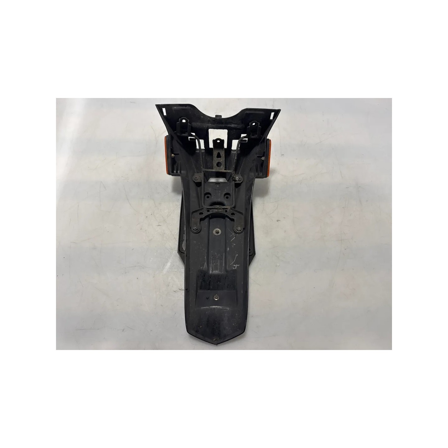 Parafango posteriore con portatarga Kymco Agility 125 R16 (E3) Agility 125 R16 