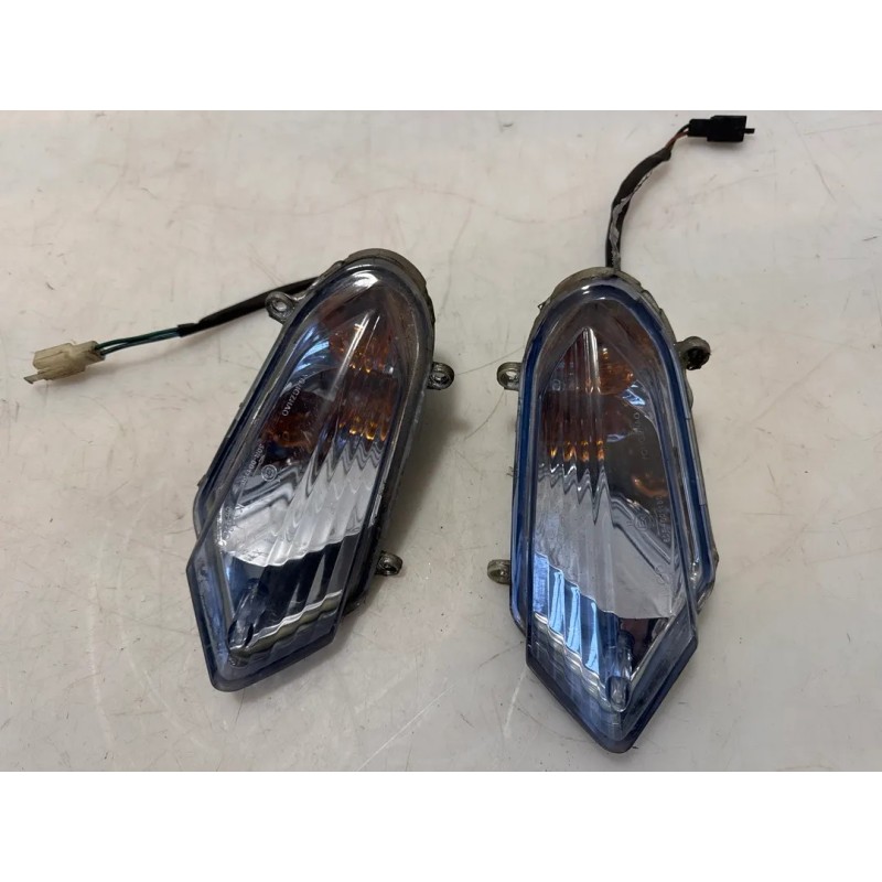 Indicatore direzione anteriore Kymco Agility 125 R16 (E3) Agility 125 R16 