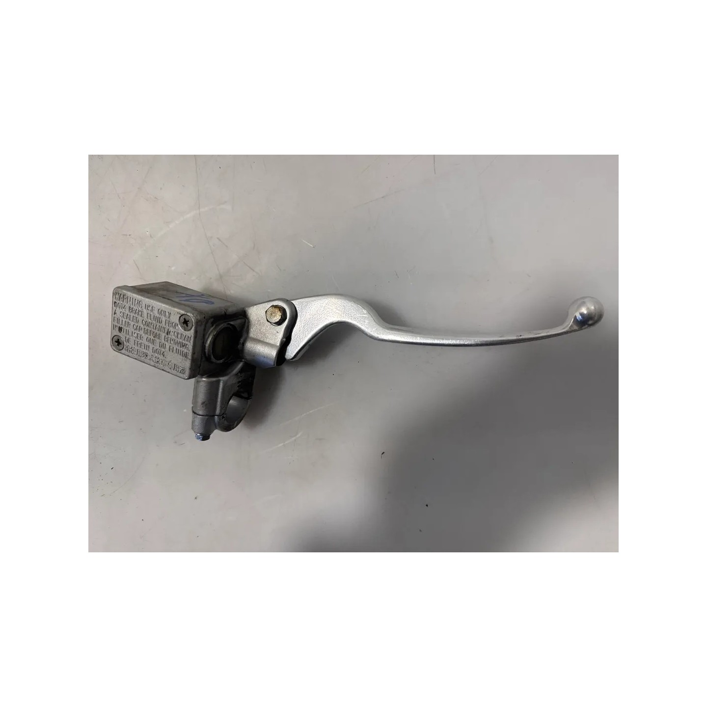 Pompa con serbatoio liquido freni anteriore con leva Kymco Agility 125 R16 (E3) Agility 125 R16