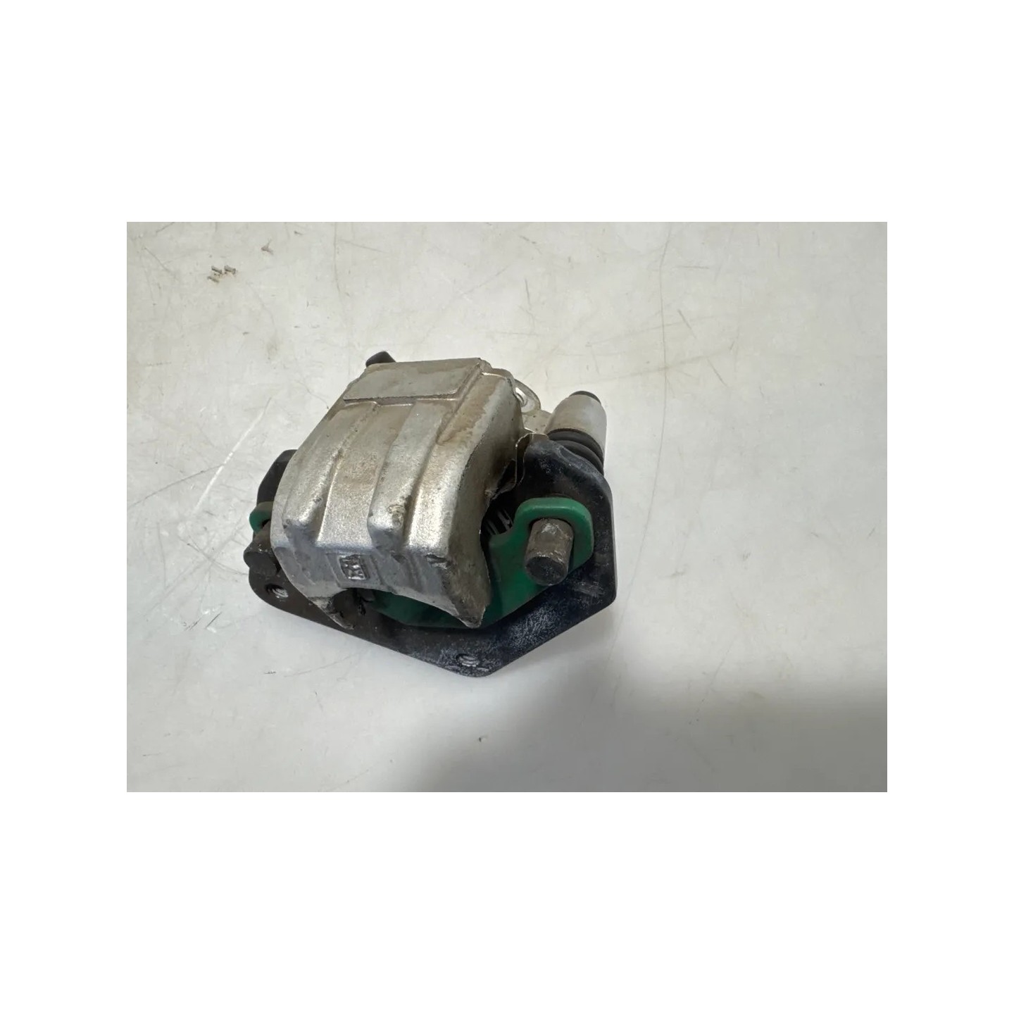 Pinza freno posteriore Kymco Agility 125 R16 (E3) Agility 125 R16 