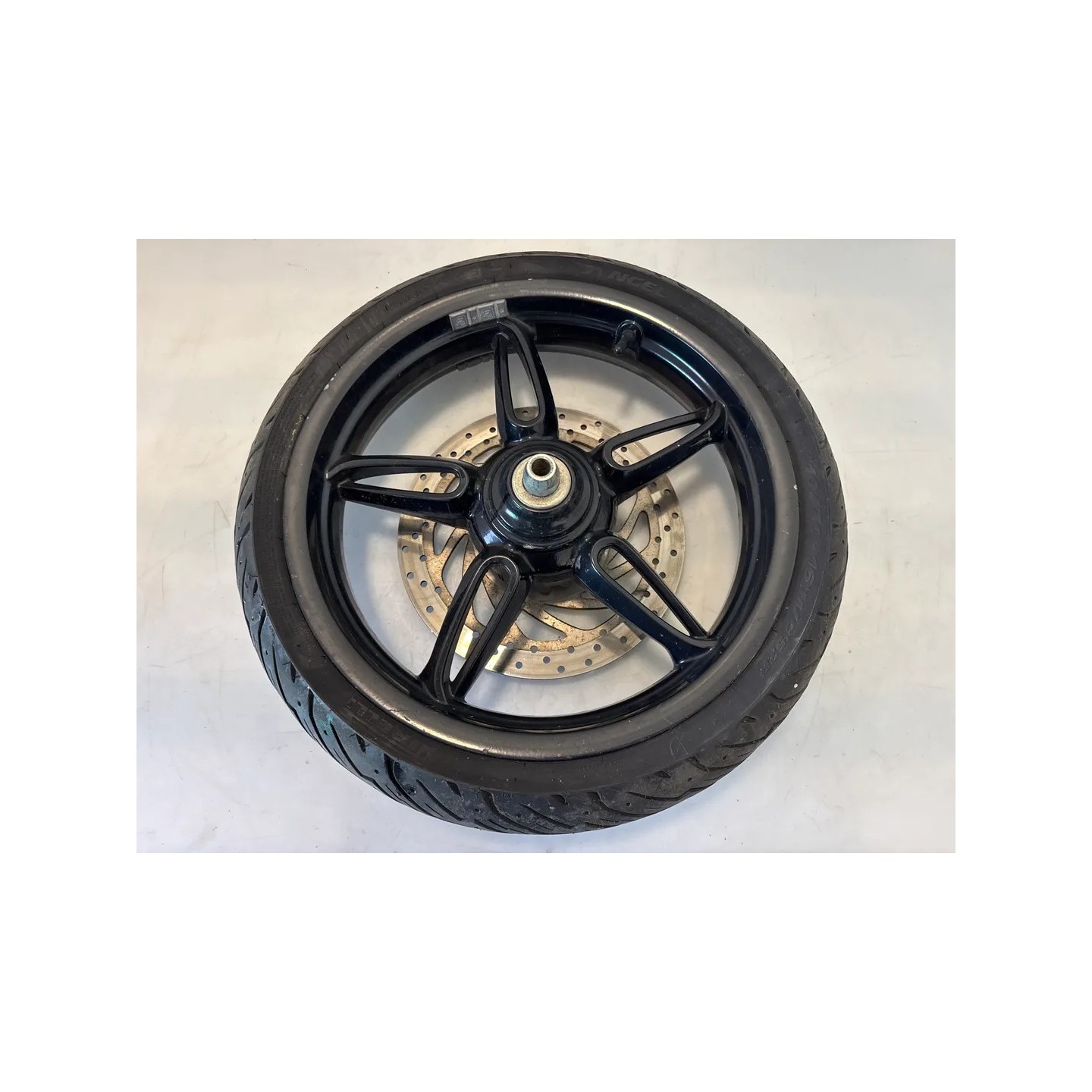Ruota/cerchio anteriore con cuscinetti Piaggio Beverly Tourer Beverly 300 Tourer 