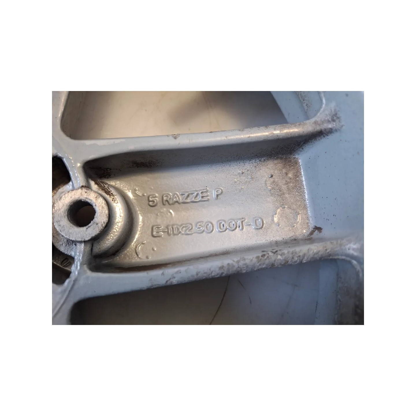 Cerchio ruota anteriore Piaggio Vespa 50 LX (05-09) Vespa 50 LX 2T 
