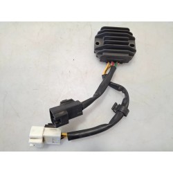 Regolatore tensione Piaggio Vespa 125 LX 3V i.e. (12-14) Vespa 125 LX 3V i.e. Touring 