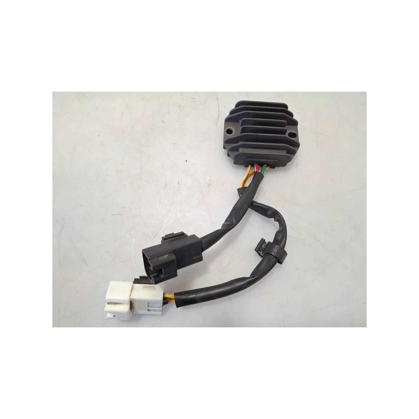 Regolatore tensione Piaggio Vespa 125 LX 3V i.e. (12-14) Vespa 125 LX 3V i.e. Touring