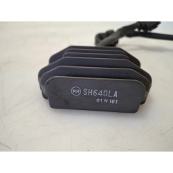 Regolatore tensione Piaggio Vespa 125 LX 3V i.e. (12-14) Vespa 125 LX 3V i.e. Touring 