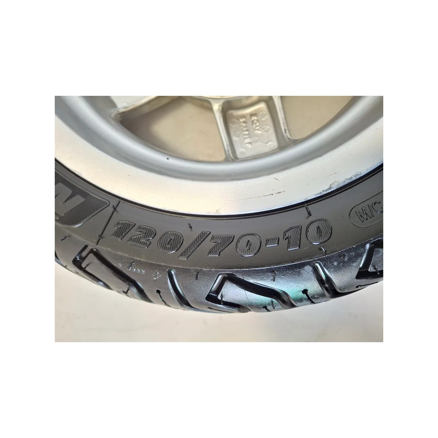 Ruota posteriore Piaggio Vespa 125 LX 3V i.e. (12-14) Vespa 125 LX 3V i.e. Touring 