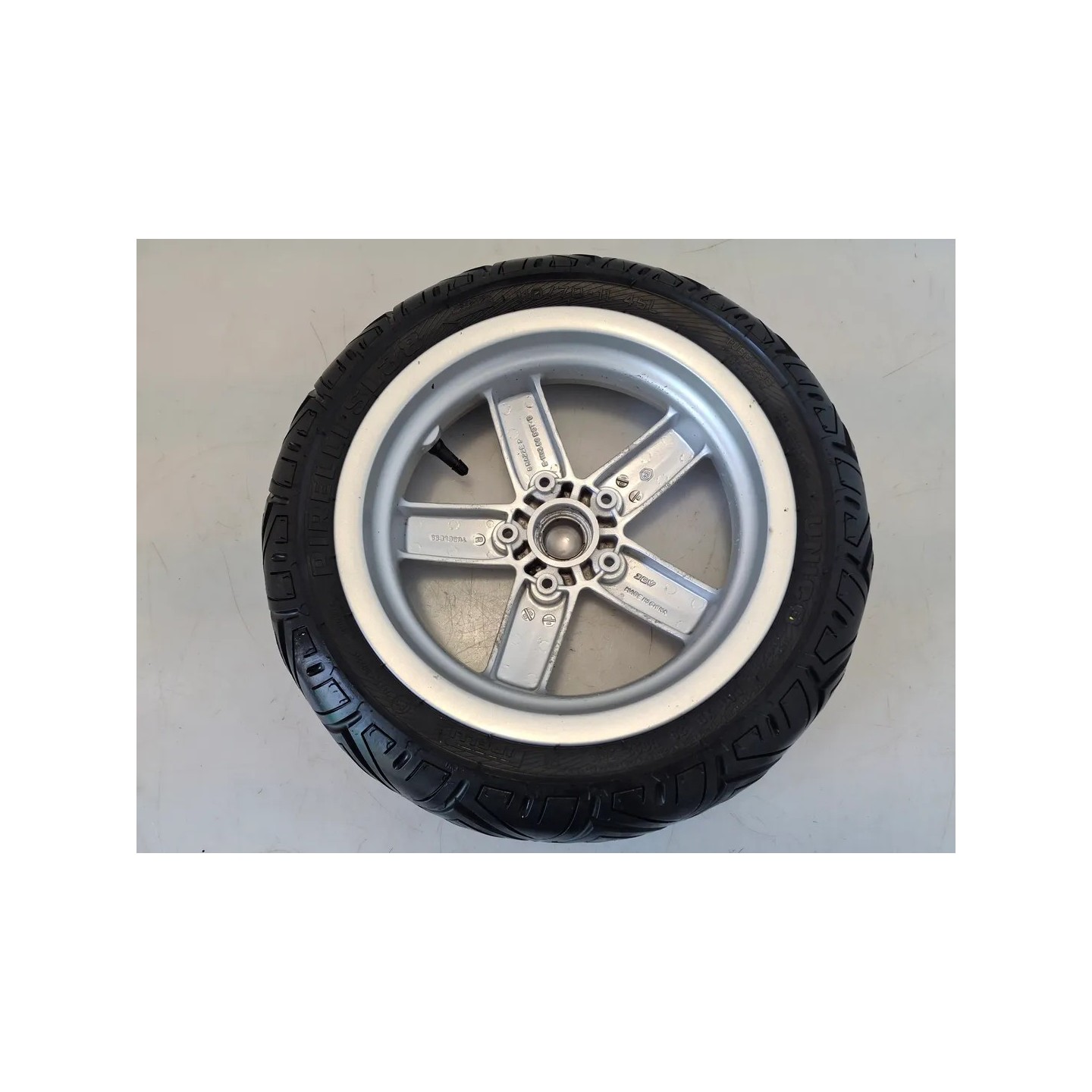 Ruota anteriore Piaggio Vespa 125 LX 3V i.e. (12-14) Vespa 125 LX 3V i.e. Touring 