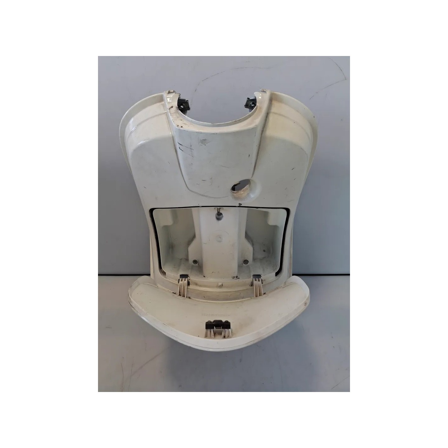 Carenatura anteriore parte interno/bauletto Piaggio Vespa 125 LX 3V i.e. (12-14) Vespa 125 LX 3V i.e. Touring 