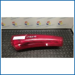 FANALE POST. PARTE SUP. DX.