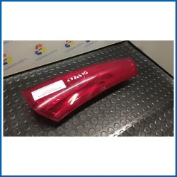 FANALE POST. PARTE SUP. DX.