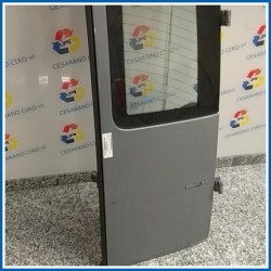 PORTA CARICO POST. A BATTENTE VETRATA DX.