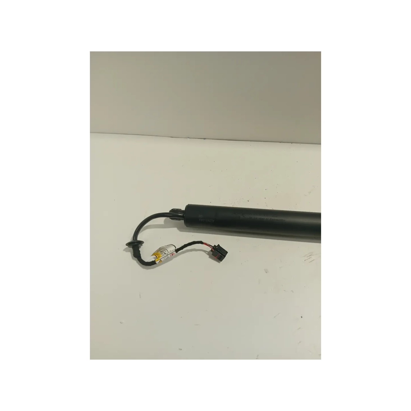 AMMORTIZZATORE PORTELLO DX Nissan QASHQAI (J12E) (02/21>) MHEV (116Kw) Suv 5p/b-e/1332cc Destro