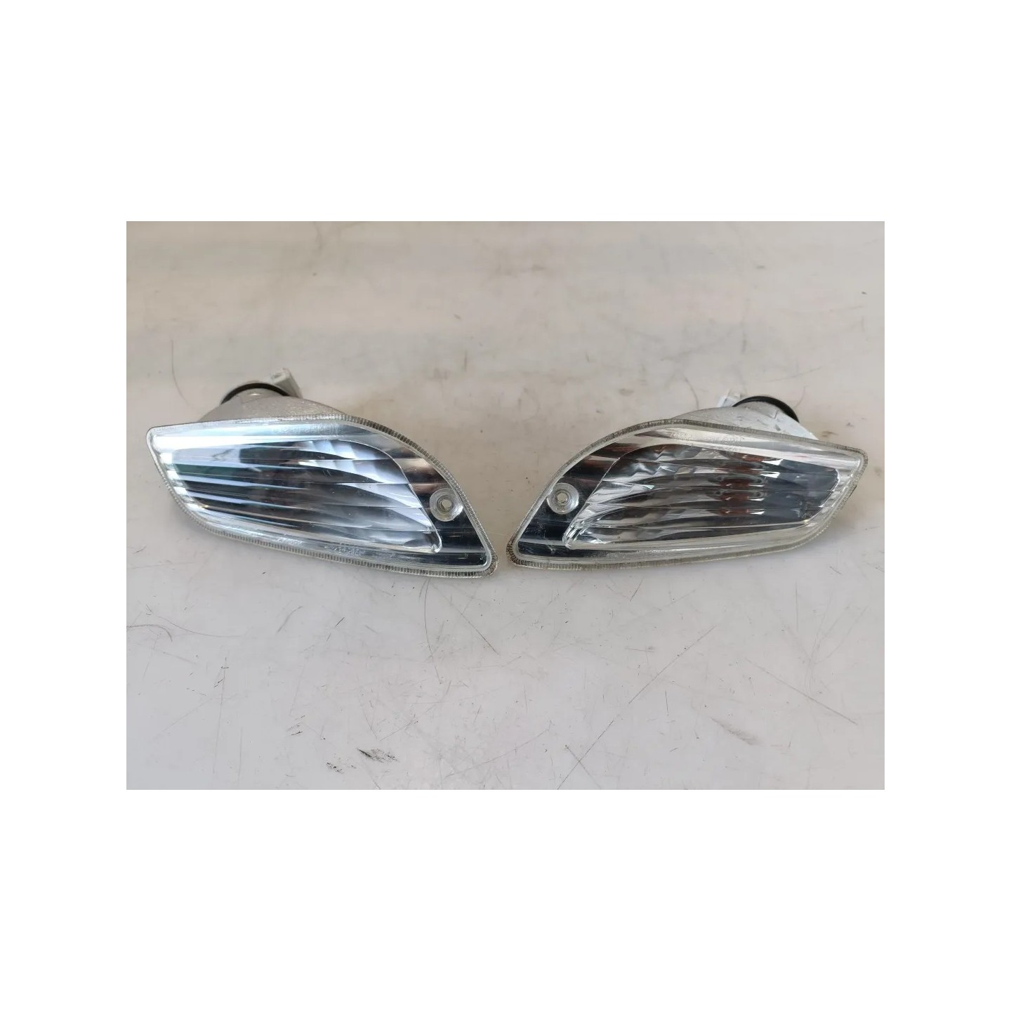 Indicatore direzione anteriore Piaggio Vespa 50 LX (05-09) Vespa 50 LX 2T 