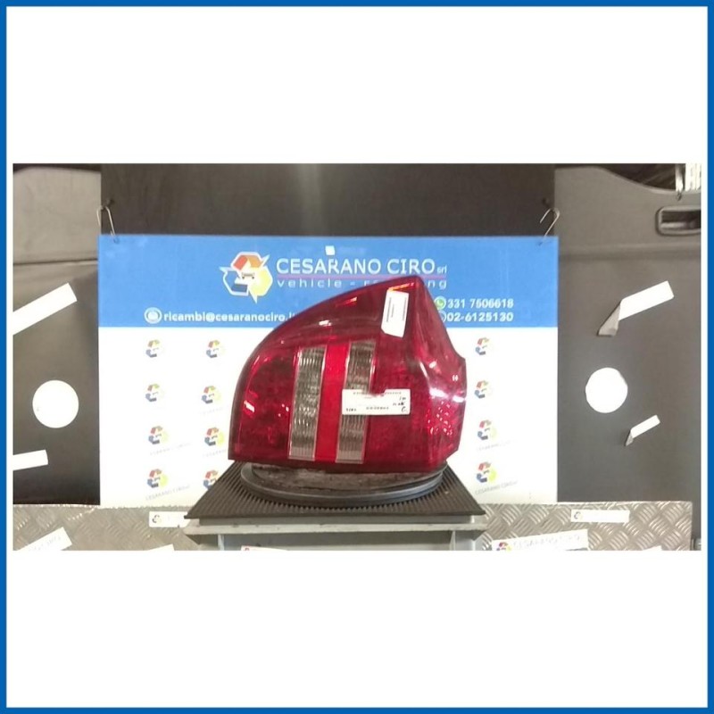 FANALE POST. PARTE INF. SX. KIA CEE'D (01/07>07/12