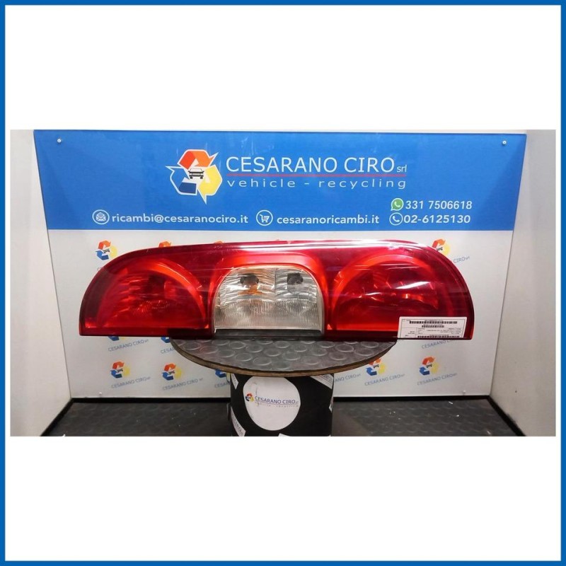 FANALE POST. DX. FIAT DOBLO' CARGO (3C) (07/05>12/11